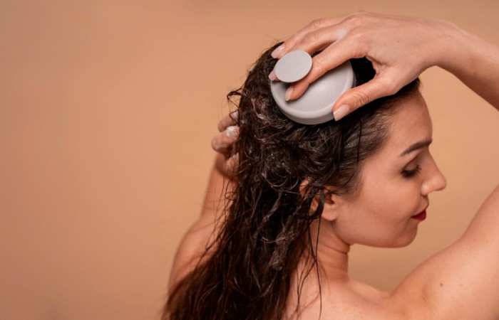 Correctly Shampoo Your Extensions or Wefts