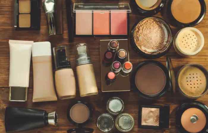Latest Makeup Trends Write for Us