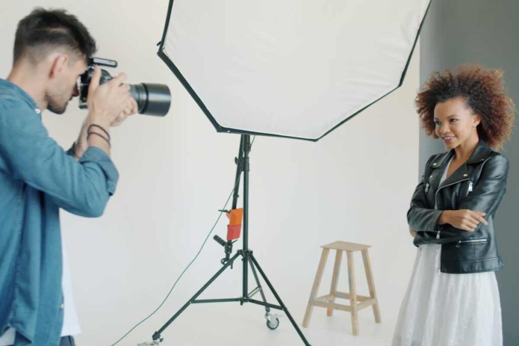 Where Can Chicago Professionals Get Budget-Friendly But High-Quality Headshots? Professional headshots